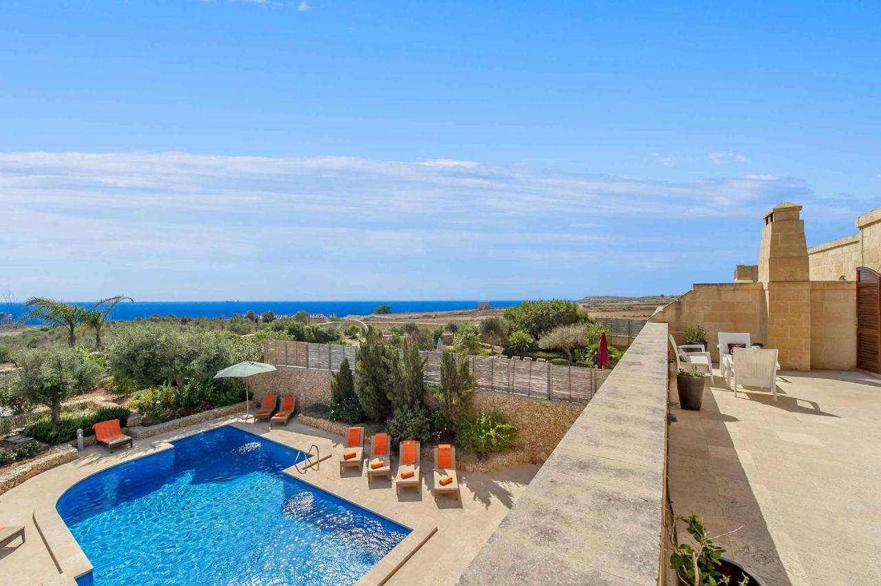 The Almonds Luxury Villa San Lawrenz Exterior foto
